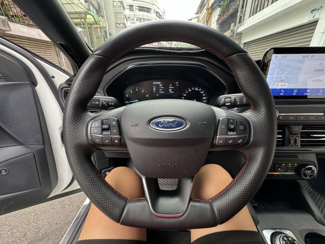 ★頂級ST-LINE才有原廠大包/ACC/車道維持/LED/跑車座椅/B＆O音響/盲點/HUD~全原廠保養紀錄，原鈑件★  第9張相片