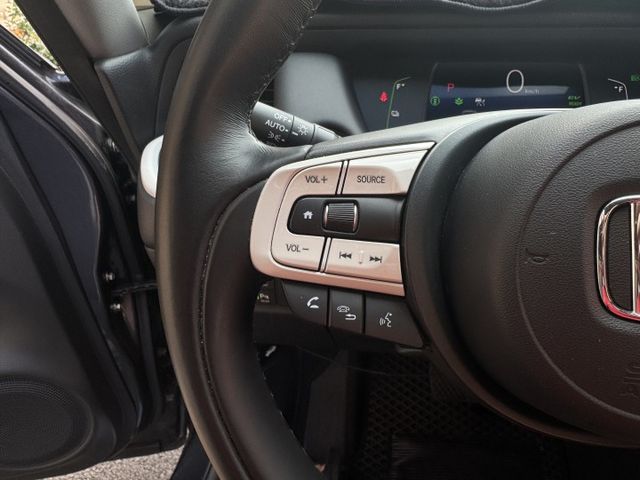 ★油電版未滿一年車~現省20萬元，IKEY.摸門解鎖.LV2.盲點.LED.CARPLAY導航，認證車原鈑件，可全額貸★  第11張相片