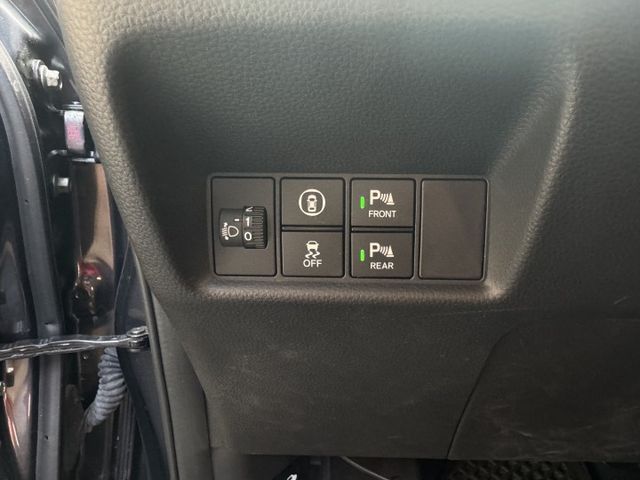 ★油電版未滿一年車~現省20萬元，IKEY.摸門解鎖.LV2.盲點.LED.CARPLAY導航，認證車原鈑件，可全額貸★  第12張相片