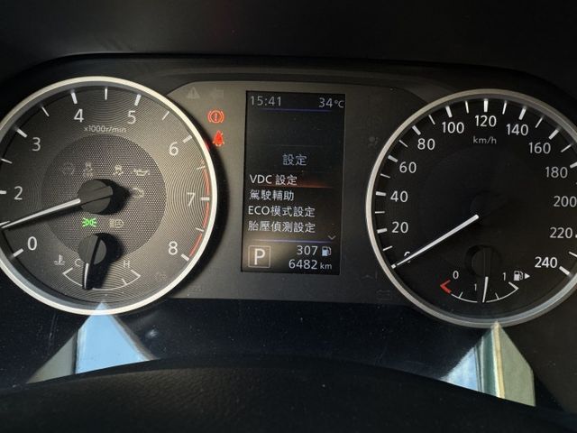 ★新車試乘車稀有釋出~尊爵版僅跑6千，認證車原鈑件，IKEY.ACC.環景影像.盲點.LED.CARPLAY，原廠保固★  第7張相片