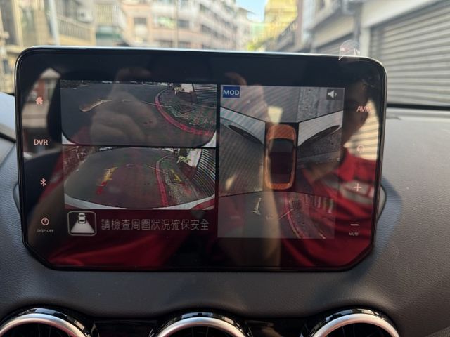 ★新車試乘車稀有釋出~尊爵版僅跑6千，認證車原鈑件，IKEY.ACC.環景影像.盲點.LED.CARPLAY，原廠保固★  第12張相片