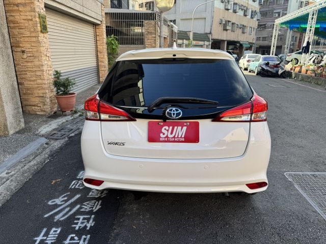 ★原廠精裝影音版~升級10萬配件免費送，僅跑5萬多公里，認證車原鈑件，導航.HUD.前雷達.CARPLAY.行車紀錄器★  第16張相片