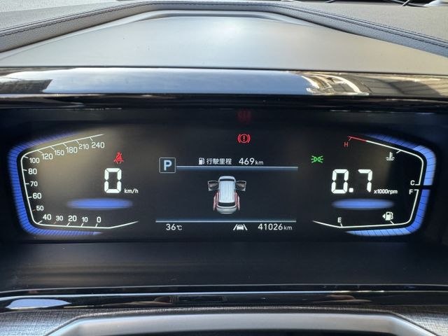 ★七人旗艦版~下殺全台最低價，認證車原鈑件，全景天窗.環景影像.LV2.電動滑門.盲點.CARPLAY，原廠保固可全貸★  第9張相片