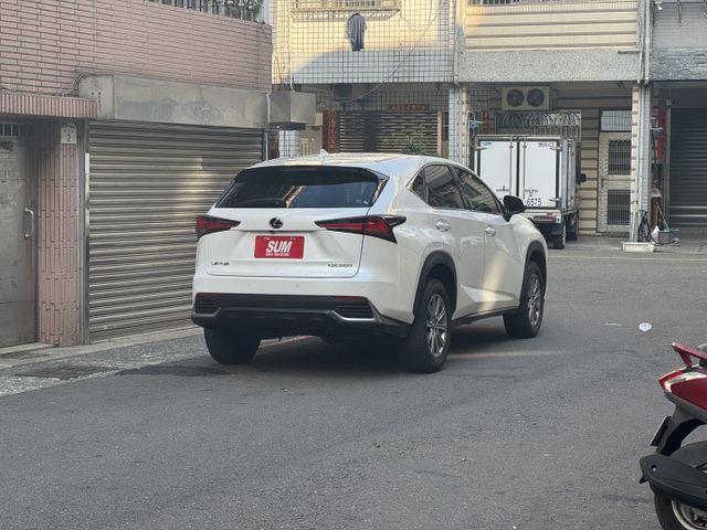 ★大特價最美白色系~完善原廠保養紀錄，IKEY.ACC.車道維持.盲點.LED頭燈.CARPLAY導航，認證車原鈑件★  第2張相片