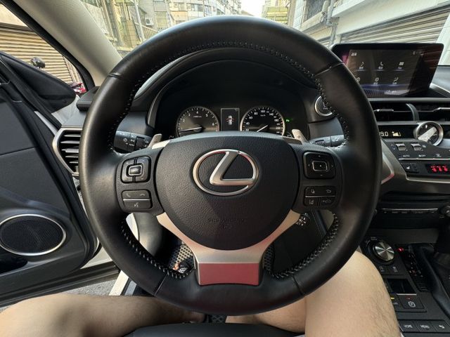 ★大特價最美白色系~完善原廠保養紀錄，IKEY.ACC.車道維持.盲點.LED頭燈.CARPLAY導航，認證車原鈑件★  第8張相片