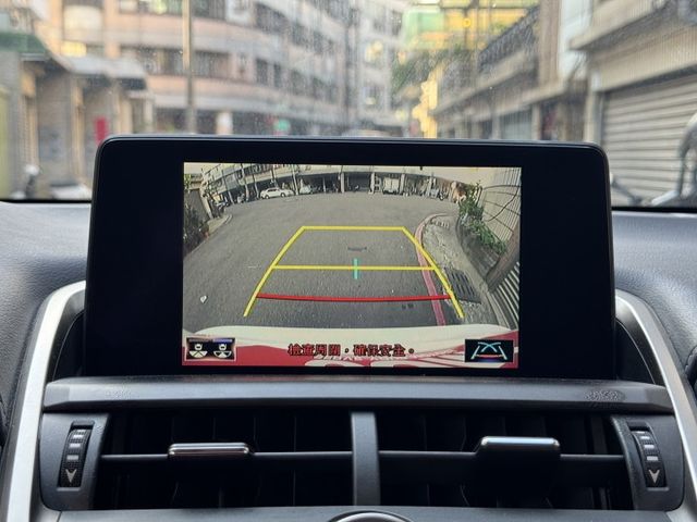 ★大特價最美白色系~完善原廠保養紀錄，IKEY.ACC.車道維持.盲點.LED頭燈.CARPLAY導航，認證車原鈑件★  第12張相片