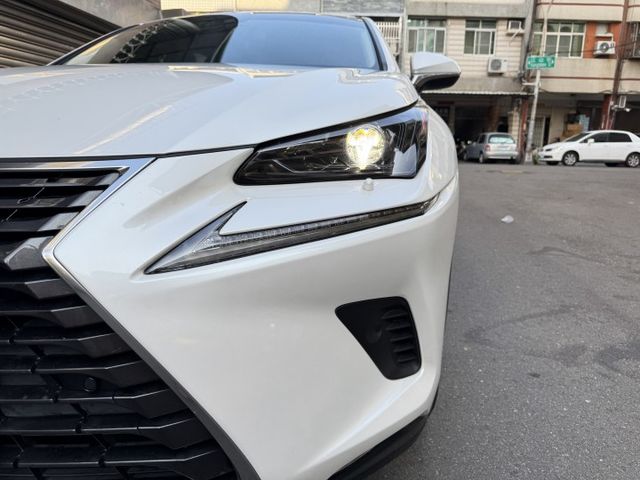 ★大特價最美白色系~完善原廠保養紀錄，IKEY.ACC.車道維持.盲點.LED頭燈.CARPLAY導航，認證車原鈑件★  第19張相片