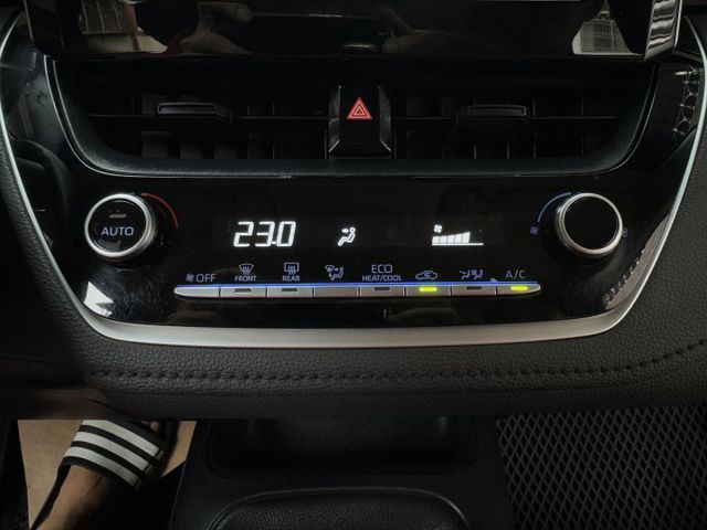 ★大特價豪華版+升級10萬精裝特仕~認證車原鈑，IKEY.LV2.導航.CARPLAY.前雷達.HUD.LED，可全貸★  第15張相片