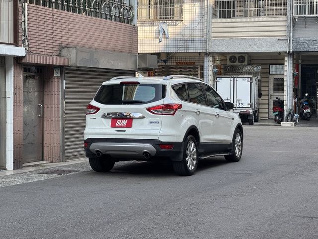 ★年底車2015年領牌~1.6渦輪頂級時尚經典版 ，僅跑6萬多，全景天窗.電尾門.倒車顯影，認證車原鈑，全原廠保養紀錄★  第2張相片
