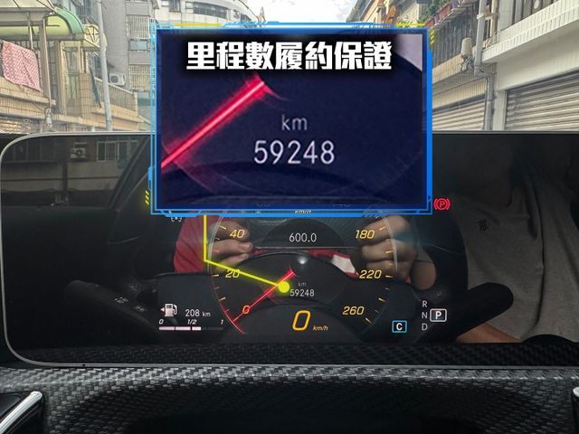 ★特價全新改款19年式新車頭~僅跑5萬多，認證車原鈑件，IKEY.CARPLAY導航.倒車顯影.電動椅.LED，可全貸★  第5張相片