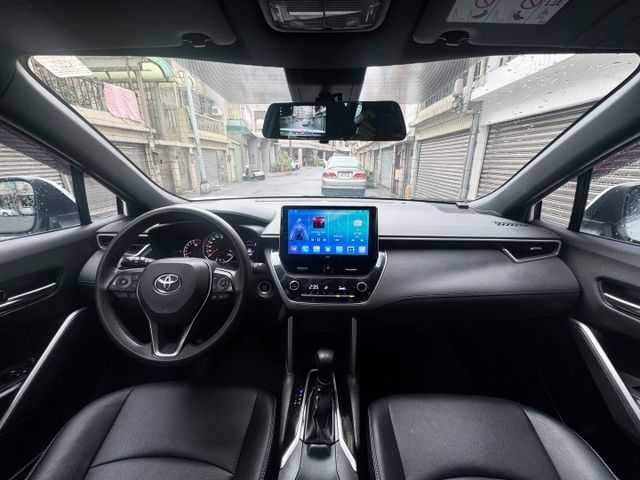 ★豪華版+升級影音全配~僅跑五萬，IKEY.ACC.車道維持.導航.CARPLAY.倒車顯影，認證原鈑可全貸，原廠保固★  第5張相片