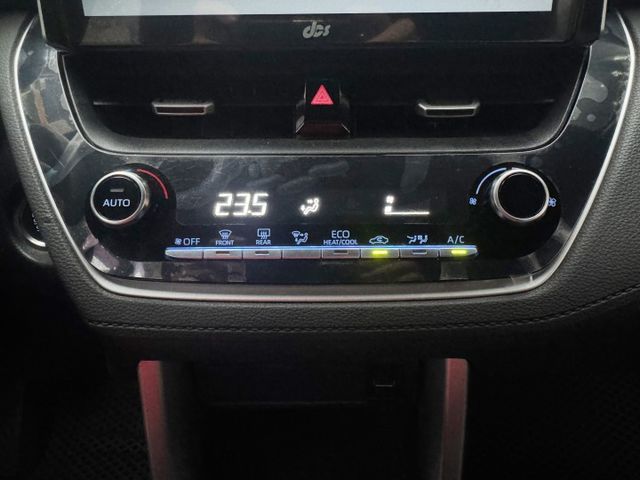 ★豪華版+升級影音全配~僅跑五萬，IKEY.ACC.車道維持.導航.CARPLAY.倒車顯影，認證原鈑可全貸，原廠保固★  第15張相片