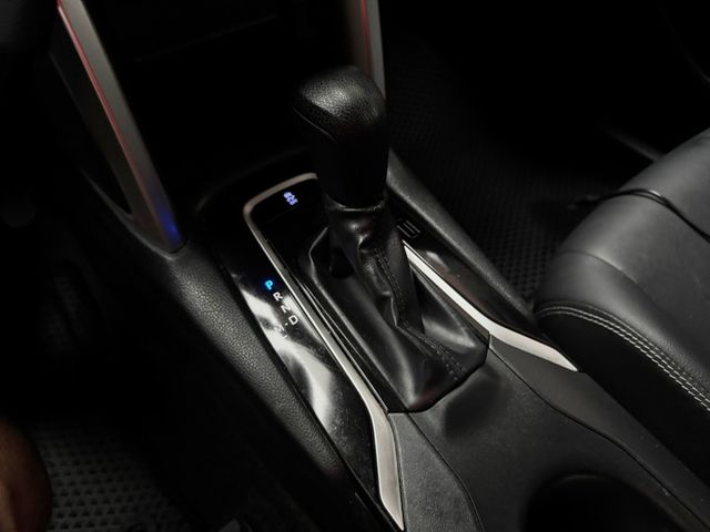★豪華版+升級影音全配~僅跑五萬，IKEY.ACC.車道維持.導航.CARPLAY.倒車顯影，認證原鈑可全貸，原廠保固★  第16張相片