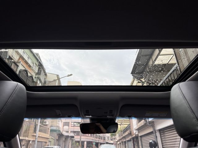 ★小改款16年式2.0旗艦版~IKEY.ACC.車道偏移.通風椅.盲點.導航.雙電動椅.電動遮陽簾.天窗，認證原鈑件★  第6張相片