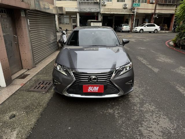 ★小改款16年式2.0旗艦版~IKEY.ACC.車道偏移.通風椅.盲點.導航.雙電動椅.電動遮陽簾.天窗，認證原鈑件★  第18張相片