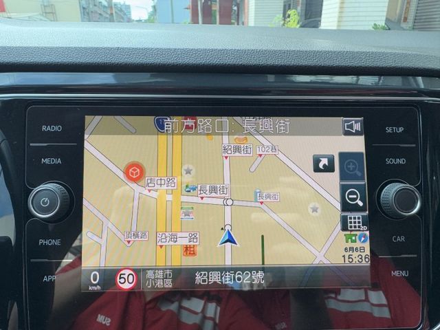 ★年底車1.5渦輪高規DESIGN版~原廠保固中，IKEY.LV2.電尾門.盲點.導航.LED.自動停車，認證車原鈑件★  第15張相片