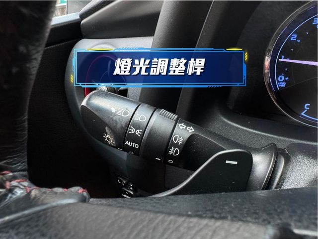 ★超稀有X運動版~認證車原鈑件，空力套件.盲點.換檔撥片.IKEY.LED.防滑.8氣囊.數位儀錶板，可全額貸款★  第14張相片