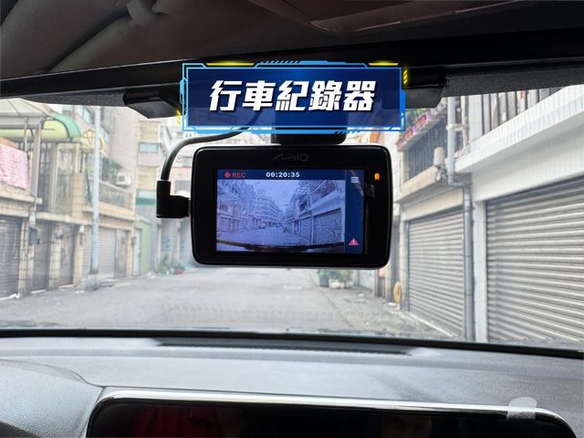 ★年底車21年式尊爵智駕版~遠端遙控.環景影像.LV2.盲點.CARPLAY.LED頭燈，認證車原鈑件，可全額貸款★  第18張相片