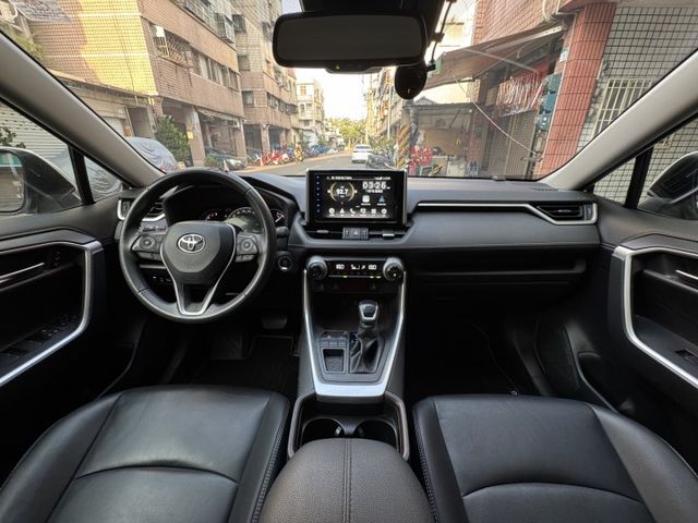 ★旗艦版+升級10萬精裝特仕~IKEY.環景.LV2.電尾.導航.側踏.盲點，低里程原鈑件，原廠紀錄，年底車20領牌★  第5張相片