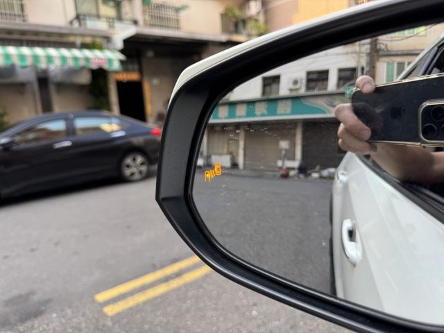 ★旗艦版+升級10萬精裝特仕~IKEY.環景.LV2.電尾.導航.側踏.盲點，低里程原鈑件，原廠紀錄，年底車20領牌★  第10張相片