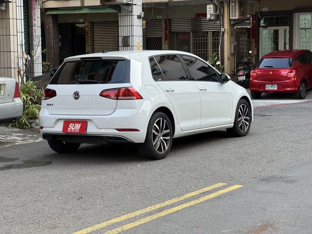 ★1.4渦輪CL版~省油省稅大動能，IKEY.ACC.AEB.LED頭燈.CARPLAY導航.倒車顯影，認證車原鈑件★  第2張相片