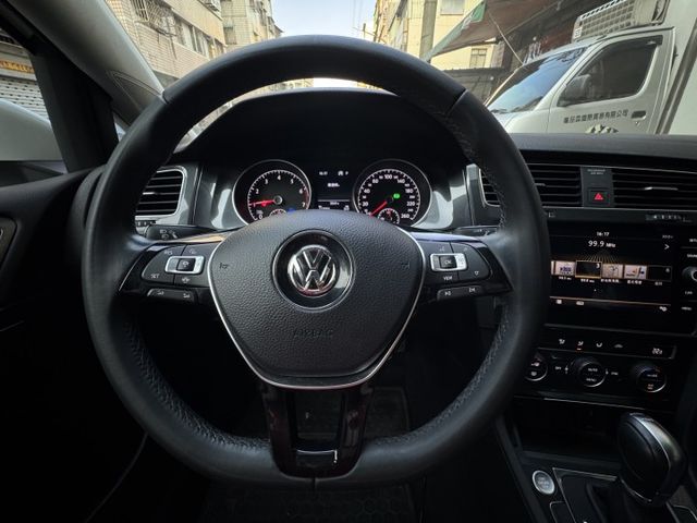 ★1.4渦輪CL版~省油省稅大動能，IKEY.ACC.AEB.LED頭燈.CARPLAY導航.倒車顯影，認證車原鈑件★  第7張相片