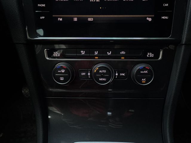 ★1.4渦輪CL版~省油省稅大動能，IKEY.ACC.AEB.LED頭燈.CARPLAY導航.倒車顯影，認證車原鈑件★  第11張相片