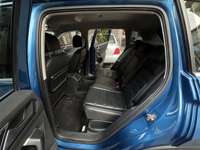 ★1.4渦輪高規CL版~僅跑7萬多，原廠保養紀錄，認證車原鈑件，IKEY.定速.電尾門.LED.電動椅.CARPLAY★  第4張相片