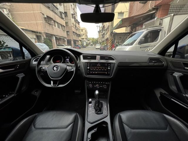 ★1.4渦輪高規CL版~僅跑7萬多，原廠保養紀錄，認證車原鈑件，IKEY.定速.電尾門.LED.電動椅.CARPLAY★  第5張相片