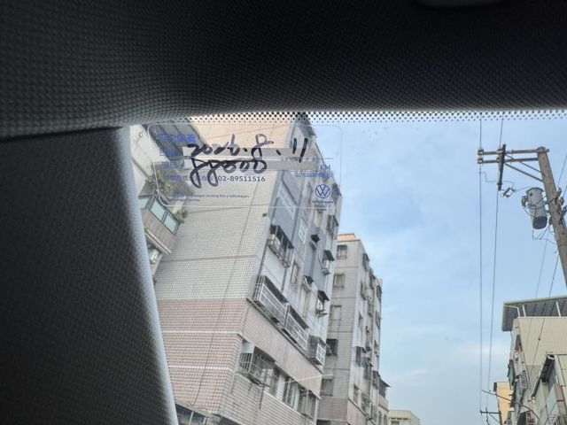 ★1.4渦輪高規CL版~僅跑7萬多，原廠保養紀錄，認證車原鈑件，IKEY.定速.電尾門.LED.電動椅.CARPLAY★  第20張相片