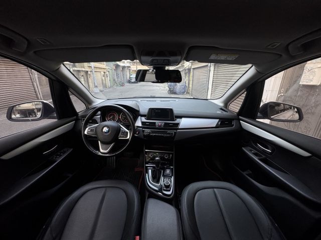 ★秒殺特價中~認證車原鈑件，IKEY.電尾門.LED頭燈.防滑系統.倒車顯影.電子手煞車，可全額貸款，比較後就知多便宜★  第5張相片