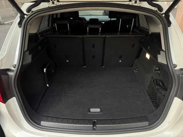 ★秒殺特價中~認證車原鈑件，IKEY.電尾門.LED頭燈.防滑系統.倒車顯影.電子手煞車，可全額貸款，比較後就知多便宜★  第9張相片