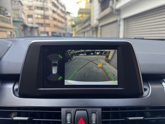 ★秒殺特價中~認證車原鈑件，IKEY.電尾門.LED頭燈.防滑系統.倒車顯影.電子手煞車，可全額貸款，比較後就知多便宜★  第16張相片