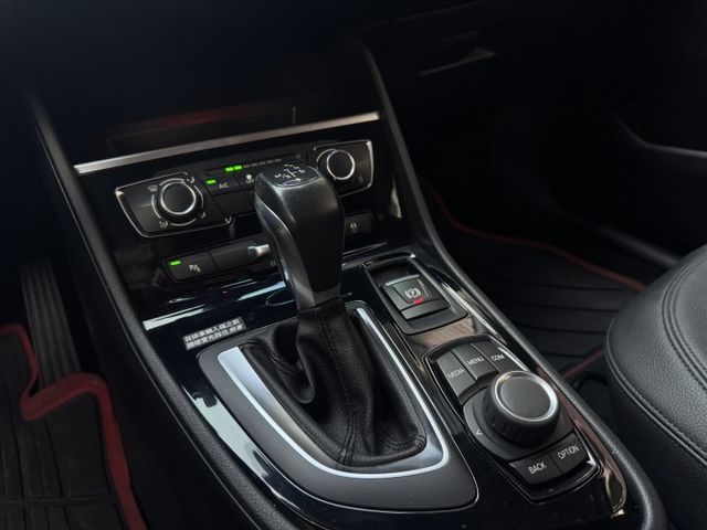 ★秒殺特價中~認證車原鈑件，IKEY.電尾門.LED頭燈.防滑系統.倒車顯影.電子手煞車，可全額貸款，比較後就知多便宜★  第18張相片