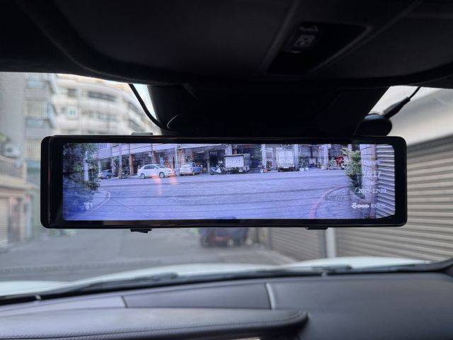 ★末代Q30 1.6渦輪頂級風尚版~低里程認證車原鈑，IKEY.環景.ACC.AEB.盲點.雙電動椅.車道偏移，可全貸★  第11張相片