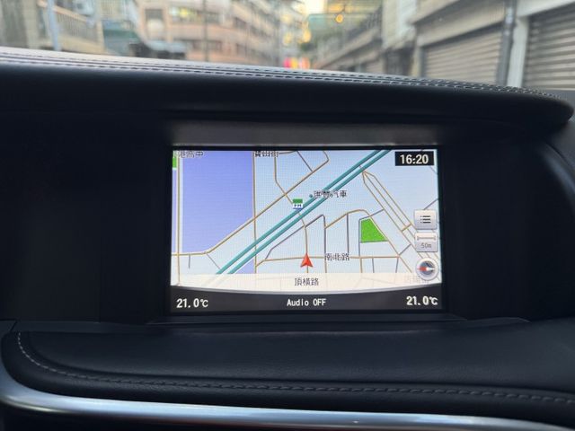 ★末代Q30 1.6渦輪頂級風尚版~低里程認證車原鈑，IKEY.環景.ACC.AEB.盲點.雙電動椅.車道偏移，可全貸★  第16張相片