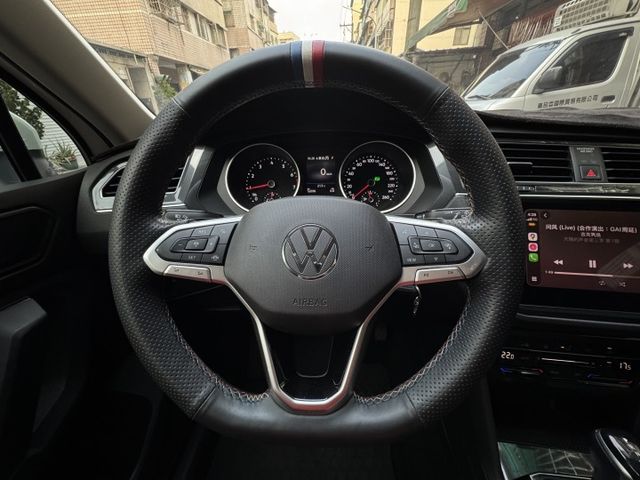 ★特價中~僅跑5萬公里，認證車原鈑件，ACC.車道維持.LED頭燈.CARPLAY導航.主動駐停.電子手煞車，可全額貸★  第7張相片