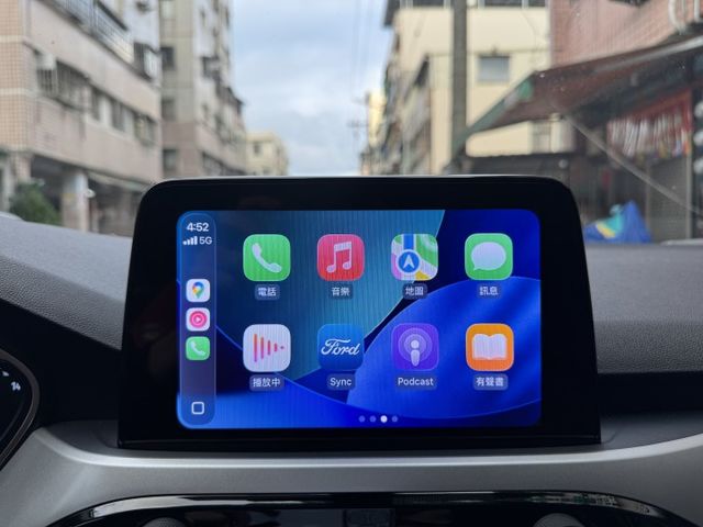 ★挑戰全台最低價~年底車12月出廠，最美白色系，認證車原鈑件，盲點.定速.CARPLAY導航.倒車顯影.防滑，可全額貸★  第15張相片