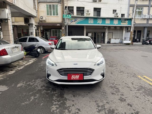 ★挑戰全台最低價~年底車12月出廠，最美白色系，認證車原鈑件，盲點.定速.CARPLAY導航.倒車顯影.防滑，可全額貸★  第17張相片