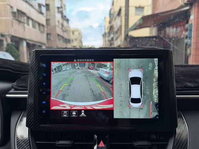 ★稀有尊爵版+10萬精裝特仕~僅跑2萬，環景影像.導航.LED.IKEY.盲點.CARPLAY，認證車原鈑，原廠保固中★  第8張相片
