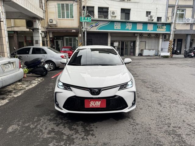 ★稀有尊爵版+10萬精裝特仕~僅跑2萬，環景影像.導航.LED.IKEY.盲點.CARPLAY，認證車原鈑，原廠保固中★  第17張相片