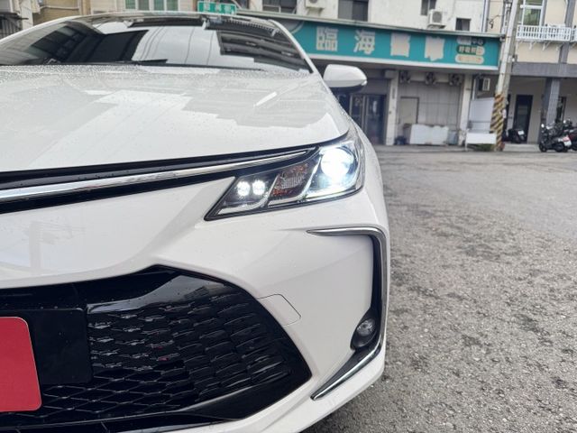 ★稀有尊爵版+10萬精裝特仕~僅跑2萬，環景影像.導航.LED.IKEY.盲點.CARPLAY，認證車原鈑，原廠保固中★  第20張相片