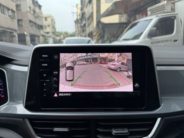 ★超美低里程1.5渦輪高規SD版+選配雙色套件/電子後視鏡~僅跑2萬，IKEY.盲點.LV2.電尾.記憶電動椅，原鈑件★  第16張相片