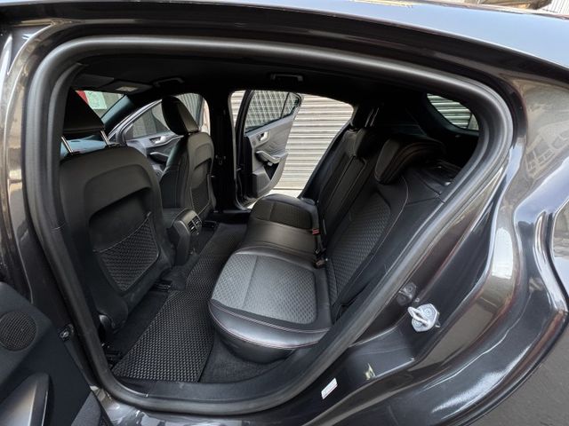 ★LOMMEL賽道版~認證車原鈑件，原廠大包.德制18吋鋁圈.智能LED頭燈.LV2.B&O音響.電動椅.盲點，可全貸★  第5張相片