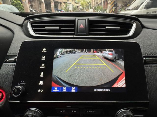 ★小改款5.5代配備再升級~認證車原鈑件，IKEY.電尾門.LV2.導航.倒車顯影.CARPLAY.LED，可全額貸款★  第12張相片