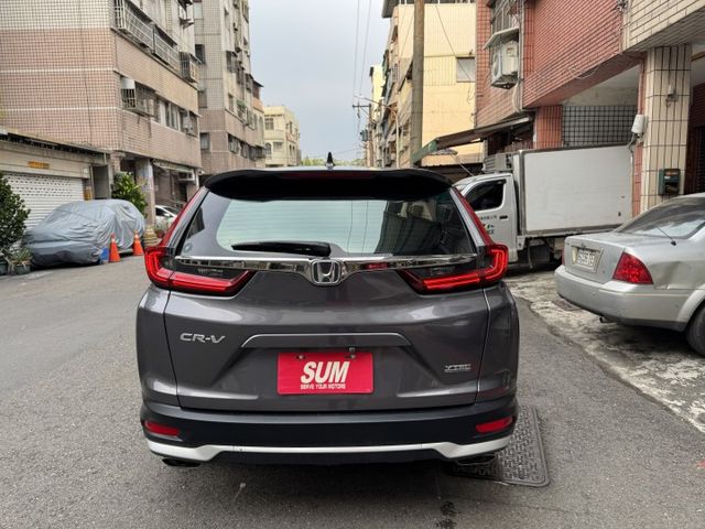 ★小改款5.5代配備再升級~認證車原鈑件，IKEY.電尾門.LV2.導航.倒車顯影.CARPLAY.LED，可全額貸款★  第18張相片