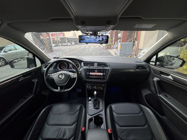 ★1.4渦輪高規CL版+升級盲點/電子後視鏡/HUD~僅跑5萬多，IKEY.電尾門.LED.CARPLAY，認證車原鈑★  第5張相片