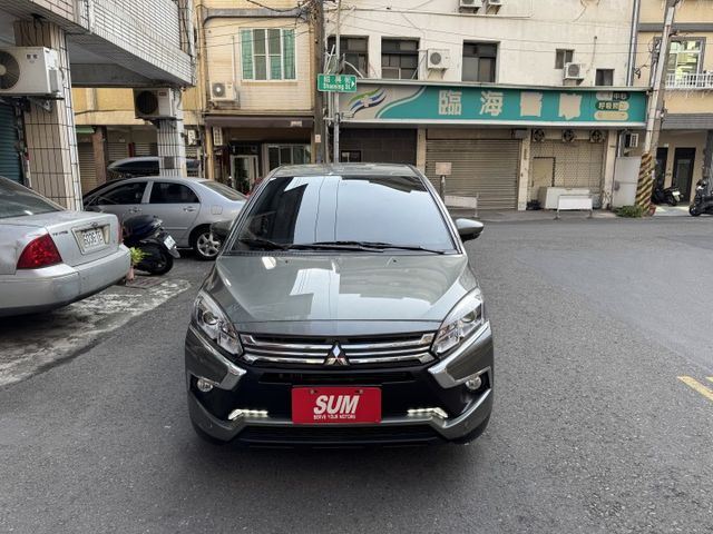 ★最頂輕鬆版+升級精裝影音/電子後視鏡~僅跑1.7萬，IKEY.電動尾門.導航.防滑.倒車顯影.CARPLAY，原鈑件★  第7張相片