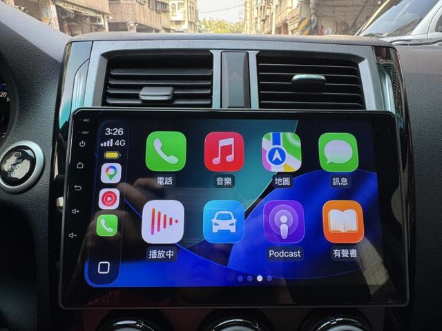 ★最頂輕鬆版+升級精裝影音/電子後視鏡~僅跑1.7萬，IKEY.電動尾門.導航.防滑.倒車顯影.CARPLAY，原鈑件★  第14張相片
