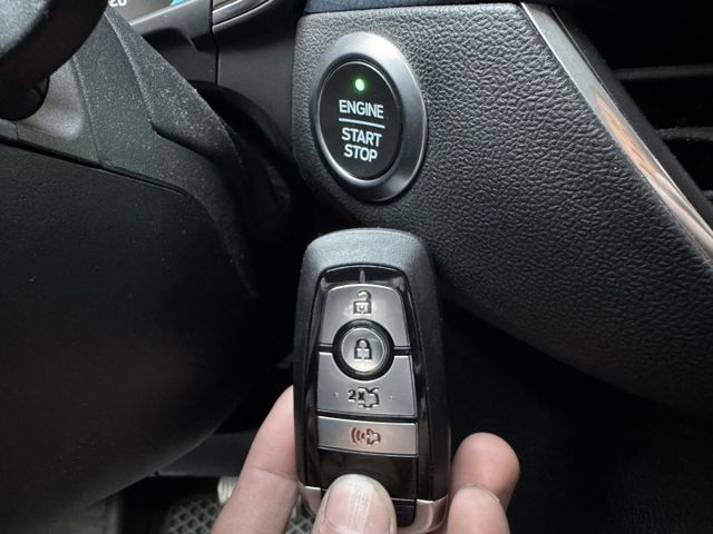 ★ACTIVE任性版+選配環景影像/升級原廠六年保固~僅跑3萬原鈑件，全原廠保養紀錄，IKEY.LV2.B&O.盲點★  第14張相片